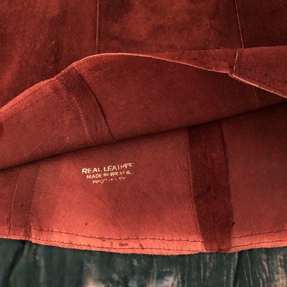 Vintage leather two piece skirt and vest - Picture 2 of 4